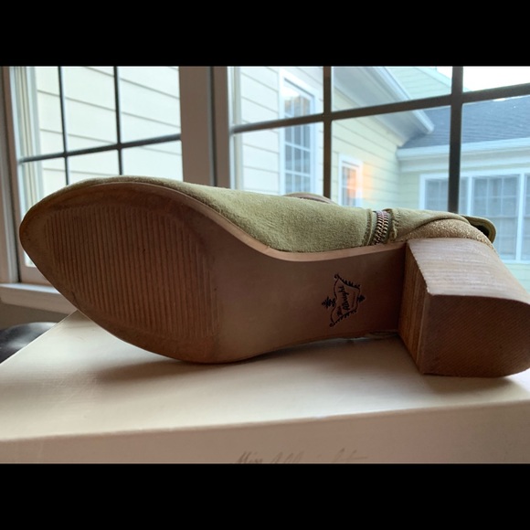 Miss Albright Karine Bootie with Bow - Picture 7 of 8